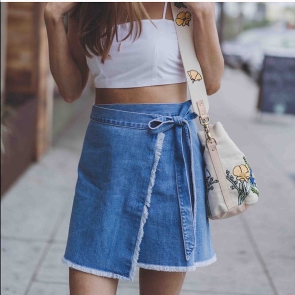 MADEWELL Raw Hem Denim Wrap Skirt - Picture 2 of 11